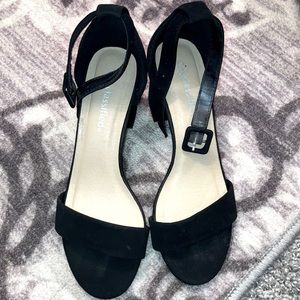 Cityclassified heels